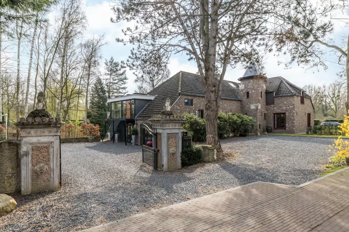 Vrijstaande woning Achter de Kerk 4 in Schinnen