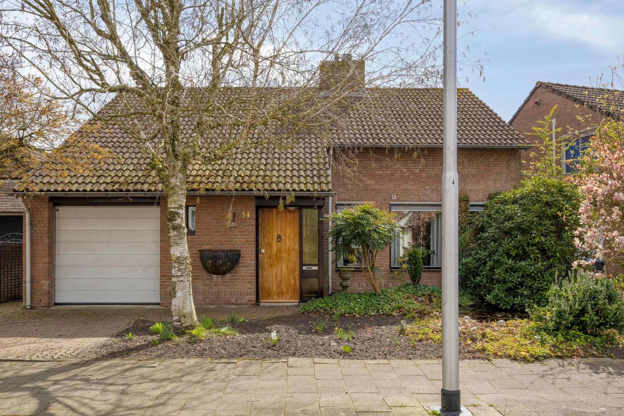 Geschakelde woning Dintel 14 Tilburg