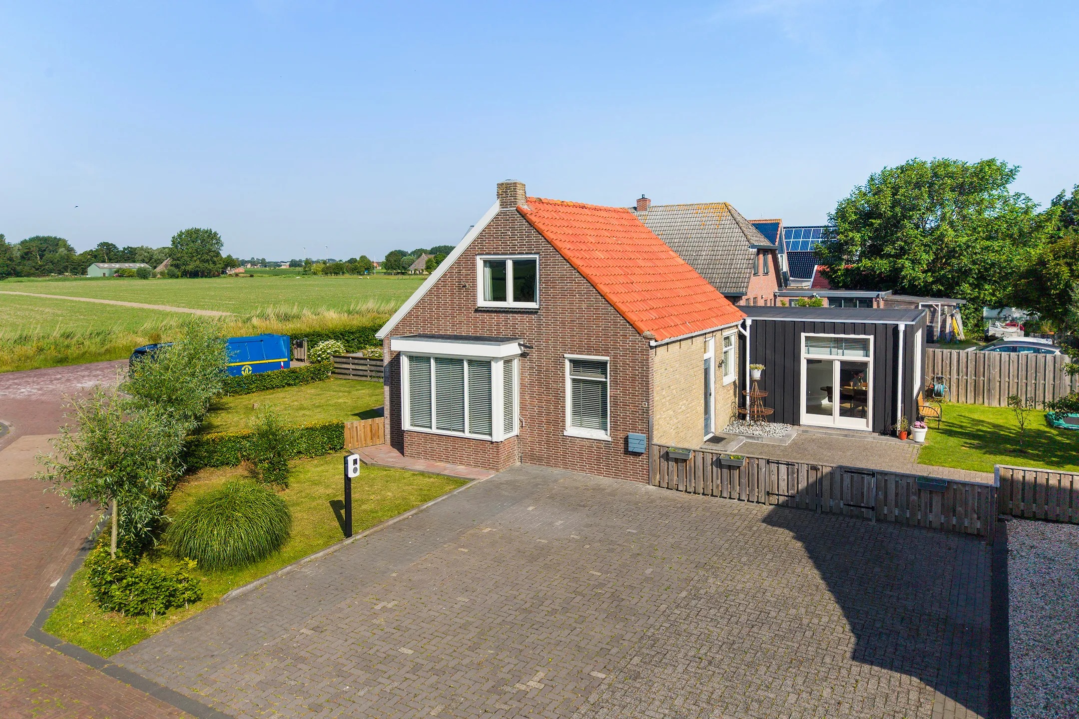 Geschakelde woning Kade 10 in Tzummarum