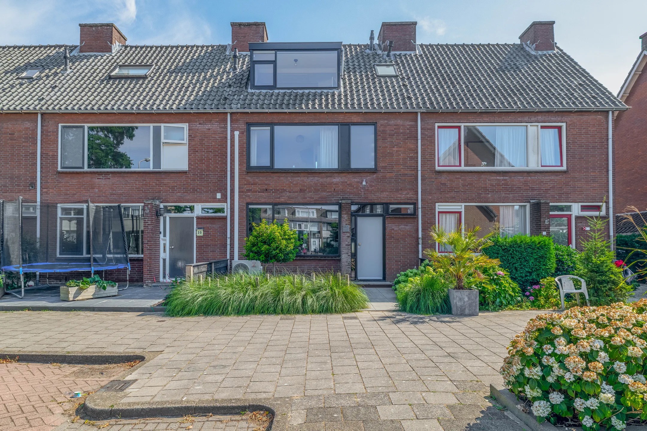 Tussenwoning Berlagestraat 37 in Lekkerkerk