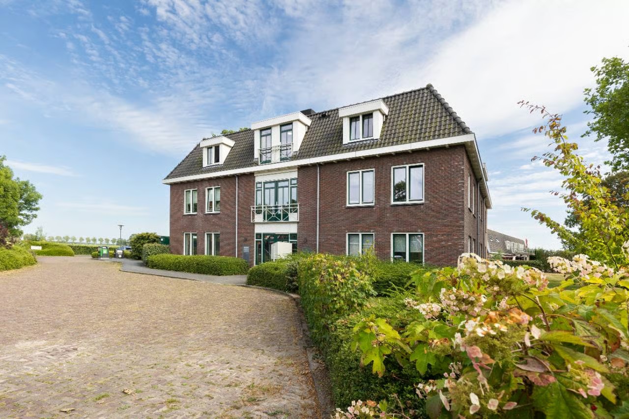 Benedenwoning Dorpsweg 127 C in Twisk