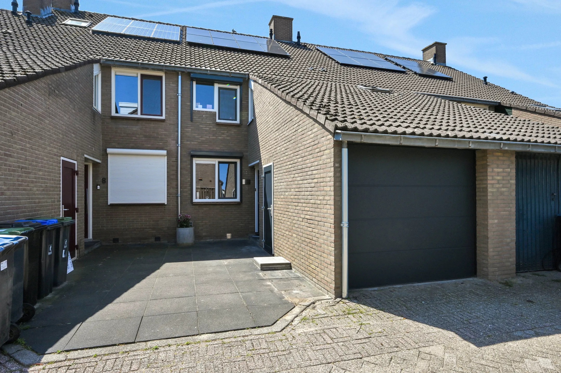 Tussenwoning Vlaswiek 6 in Hellevoetsluis