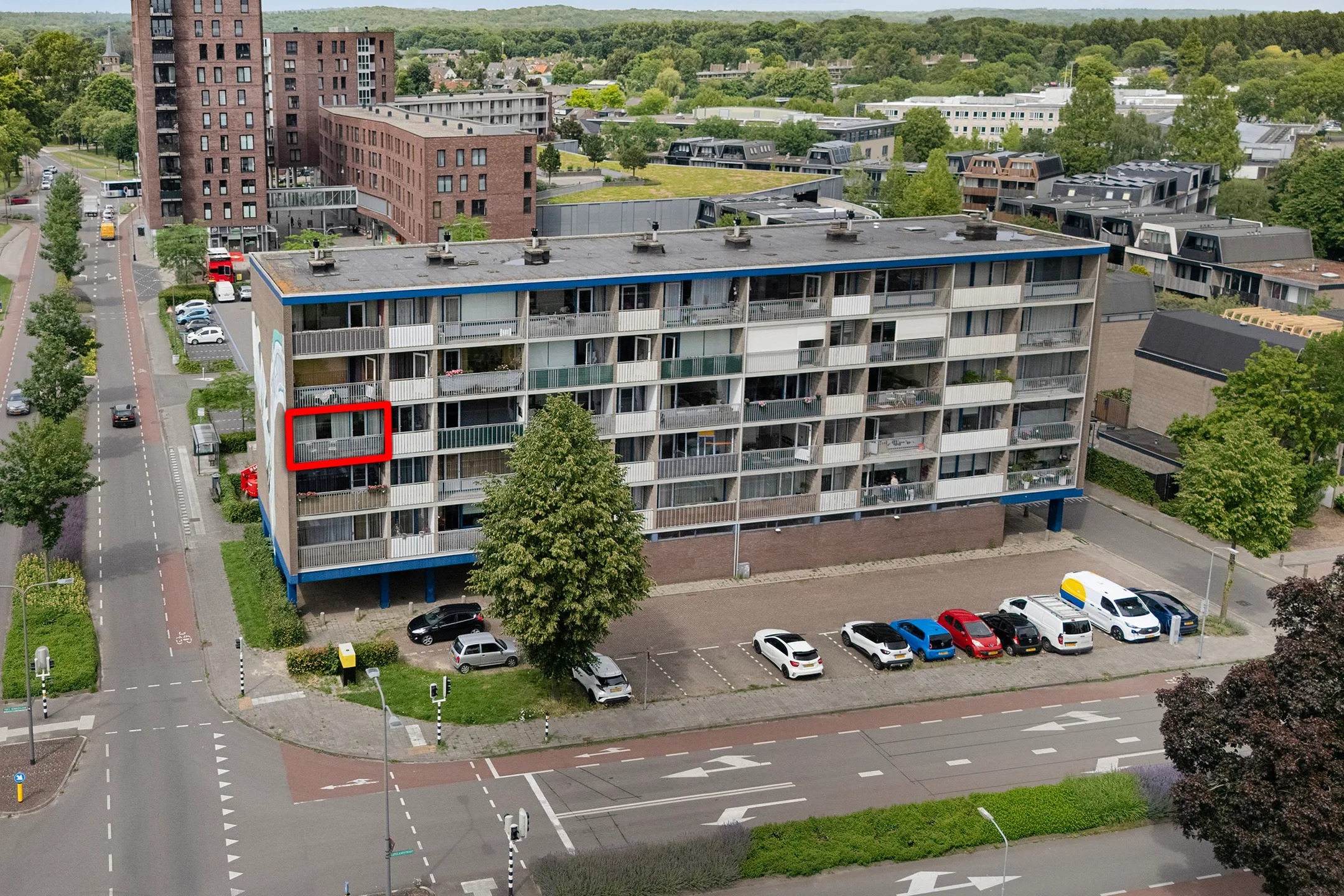 Portiekflat President Kennedylaan 383 in Velp