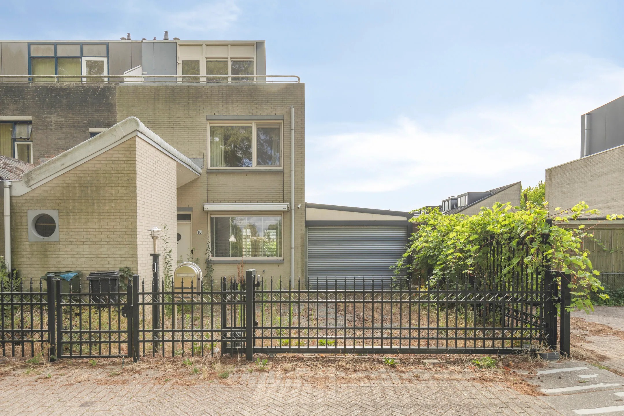 Hoekwoning P.J. Oudstraat 10 in Amsterdam