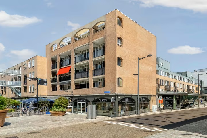Tussenverdieping Zadelmakerstraat 43 in Almere
