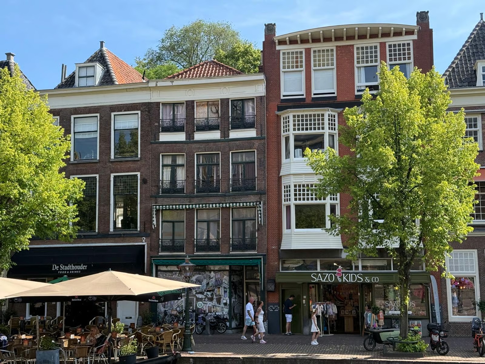 Tussenwoning Nieuwe Rijn 14 in Leiden