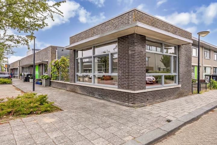 Hoekwoning Wightstraat 2 in Almere