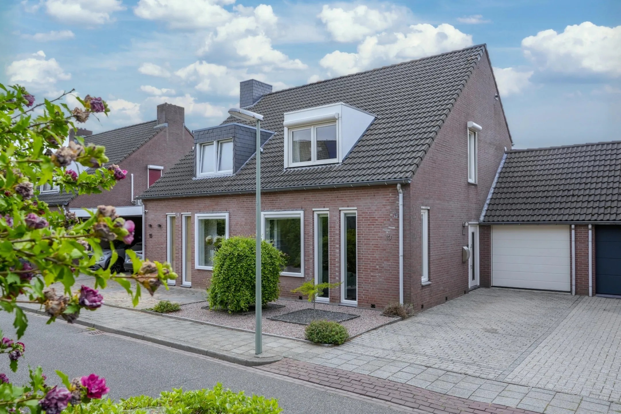 Geschakelde 2-onder-1-kapwoning Dokter Delissenstraat 13 in Gulpen