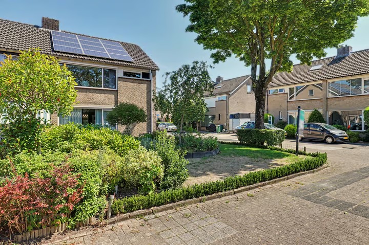 2-onder-1-kapwoning Nonnenveld 21 Oosterhout