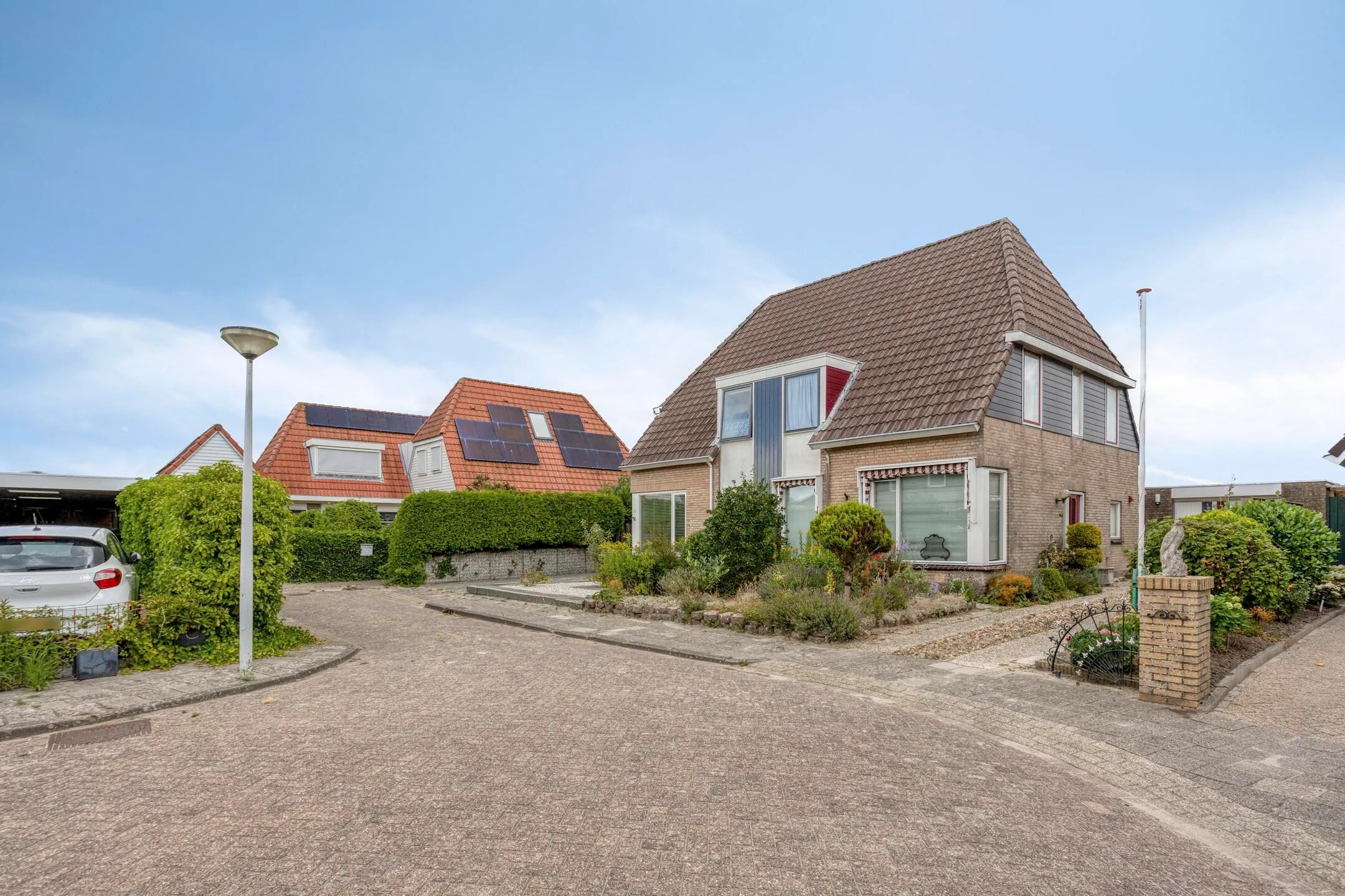 2-onder-1-kapwoning Westfrisestraat 14 in St.-Annaparochie