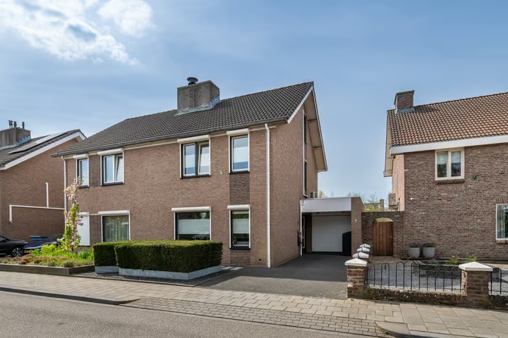 2-onder-1-kapwoning Gerardsstraat 9 in Landgraaf