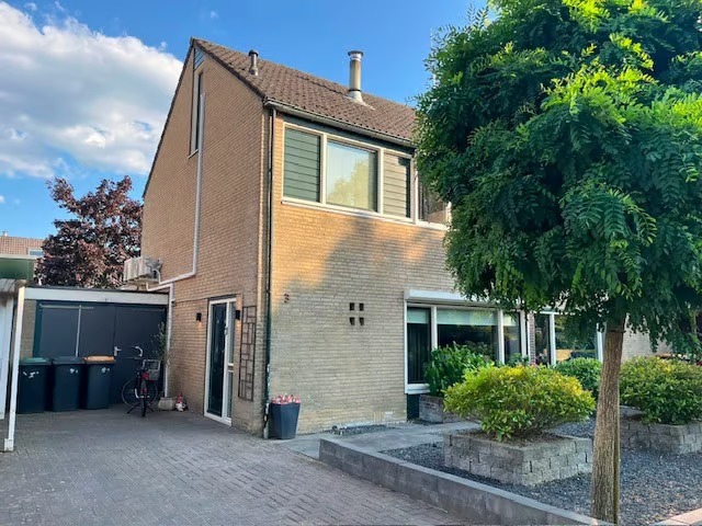 2-onder-1-kapwoning Costerstraat 3 in Goor
