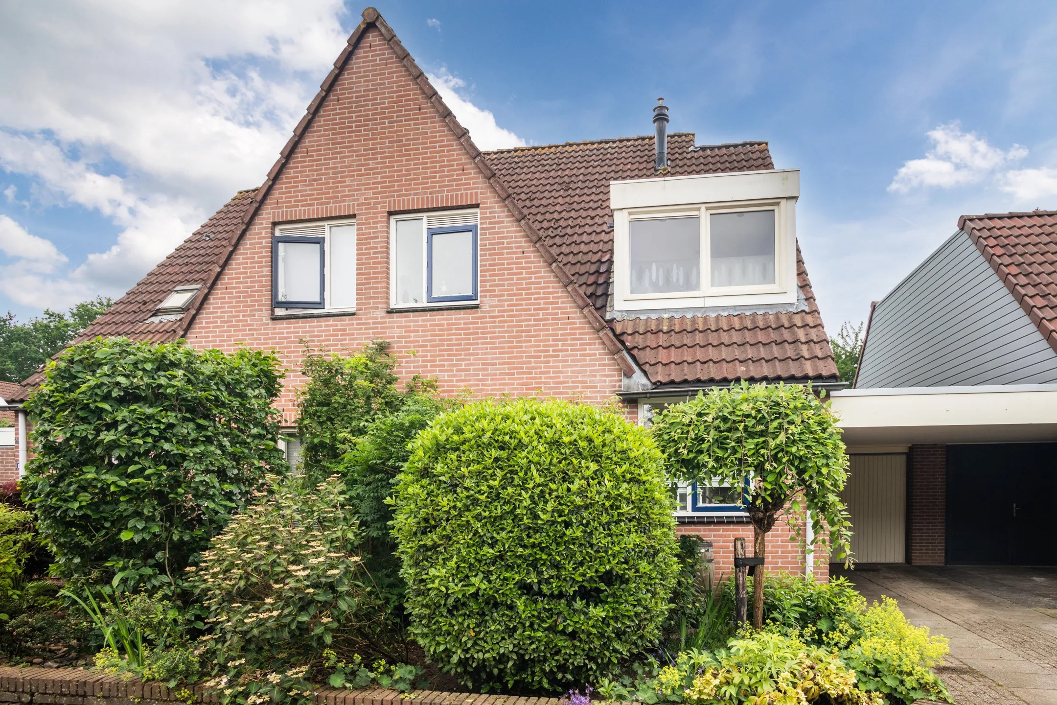 2-onder-1-kapwoning Dovenetel 14 in Deventer