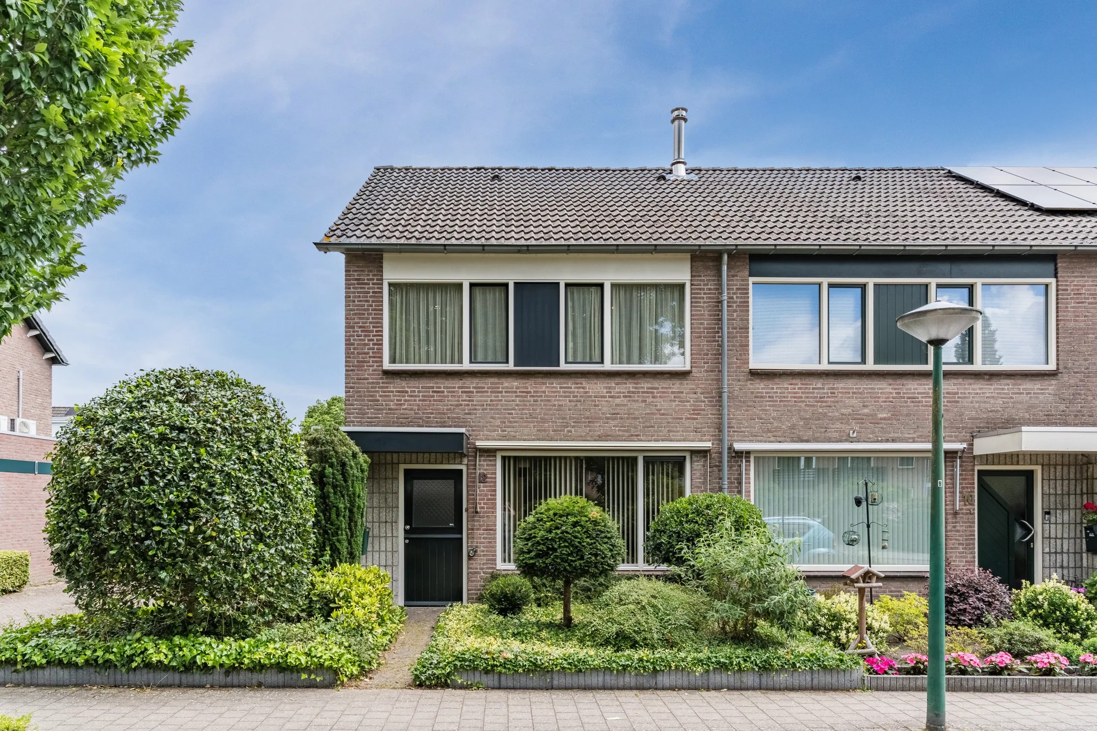 Hoekwoning De Mommers 12 in Waalre