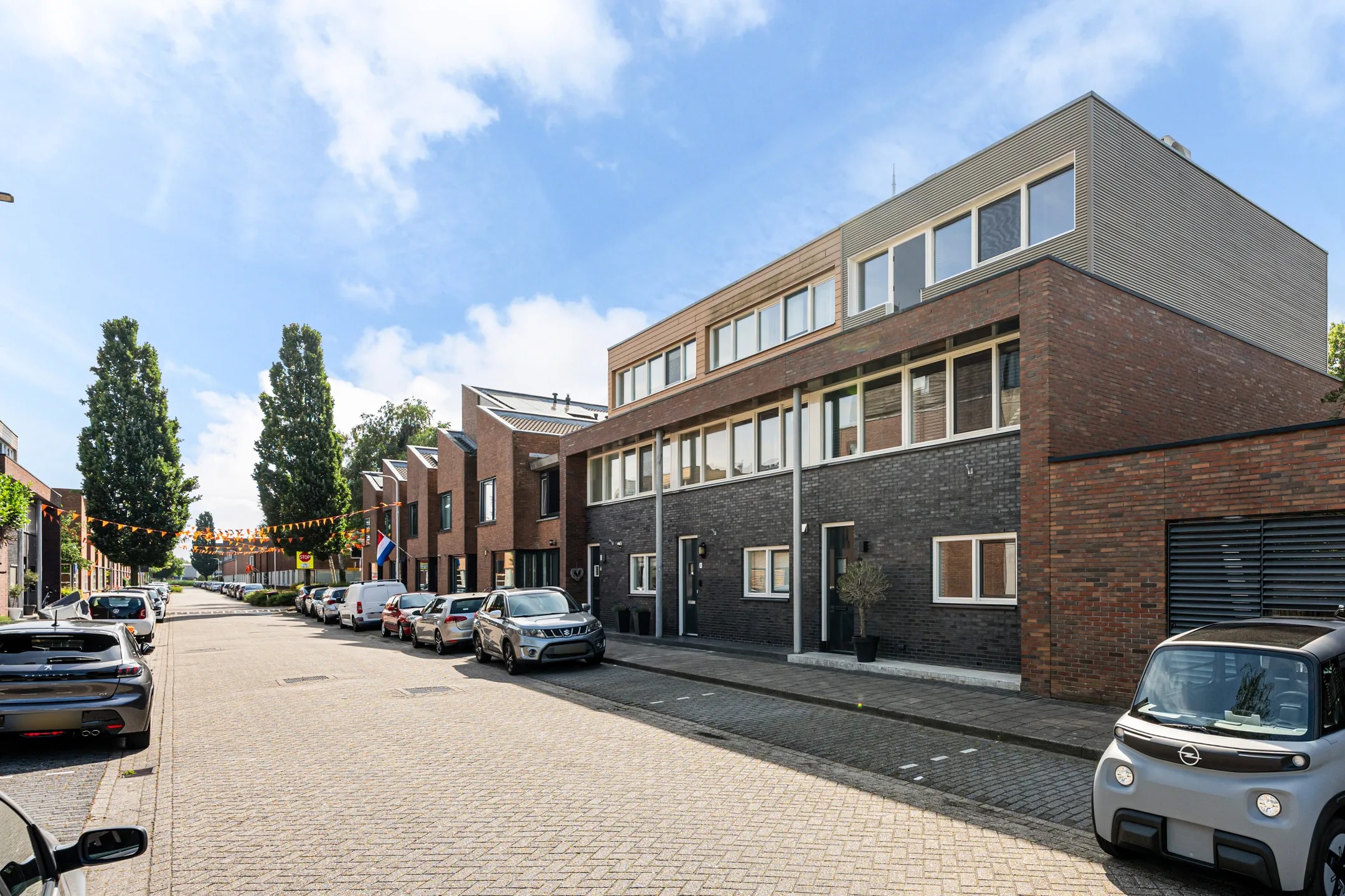 Hoekwoning Hendrik van Lunterenstraat 2 in IJsselstein