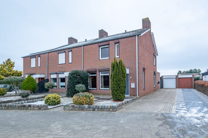 Hoekwoning Isabellastraat 6 in Echt