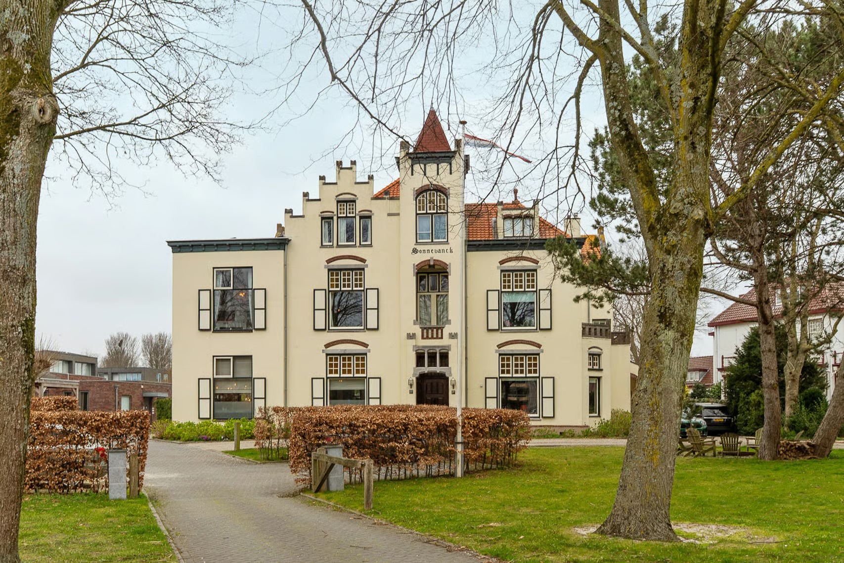 2-onder-1-kapwoning Sixlaan 17 Hillegom
