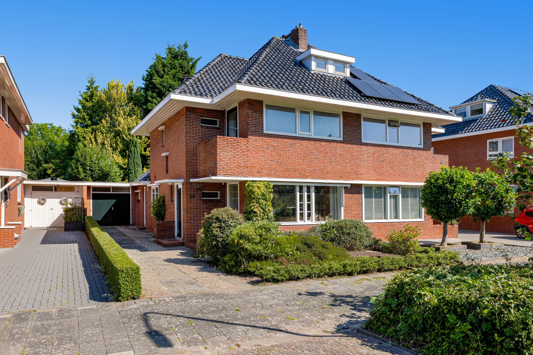2-onder-1-kapwoning Uitwierderweg 55 in Delfzijl