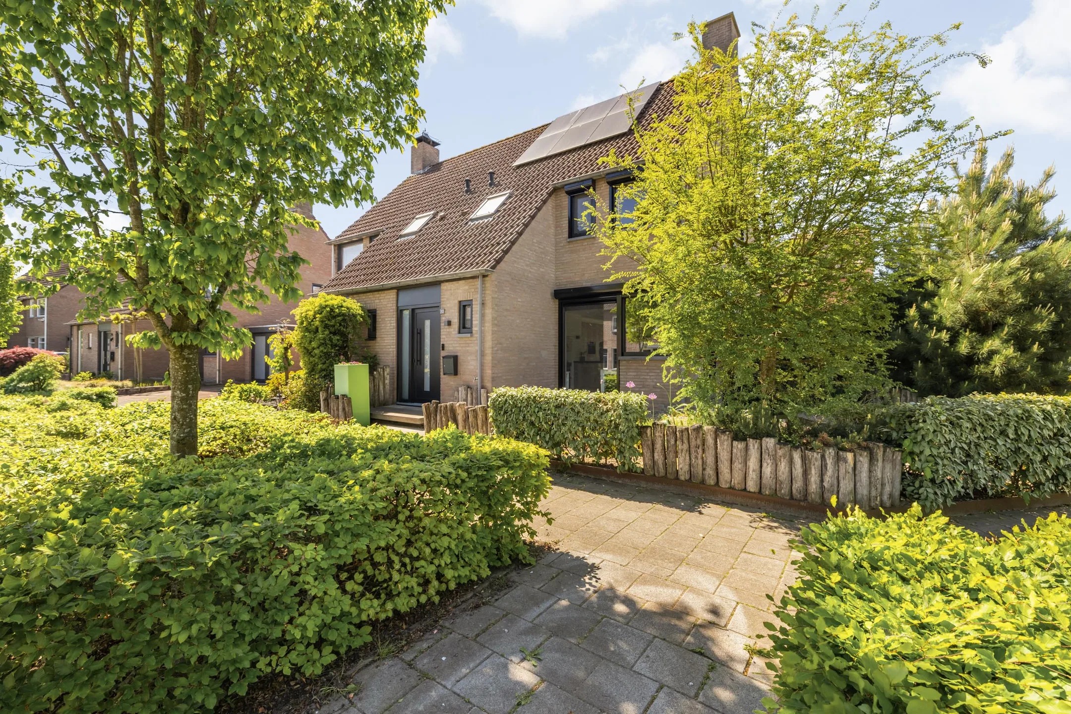 2-onder-1-kapwoning Wielewaal 20 in Etten-Leur
