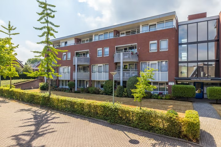 Benedenwoning Raadhuisstraat 25 in Brunssum