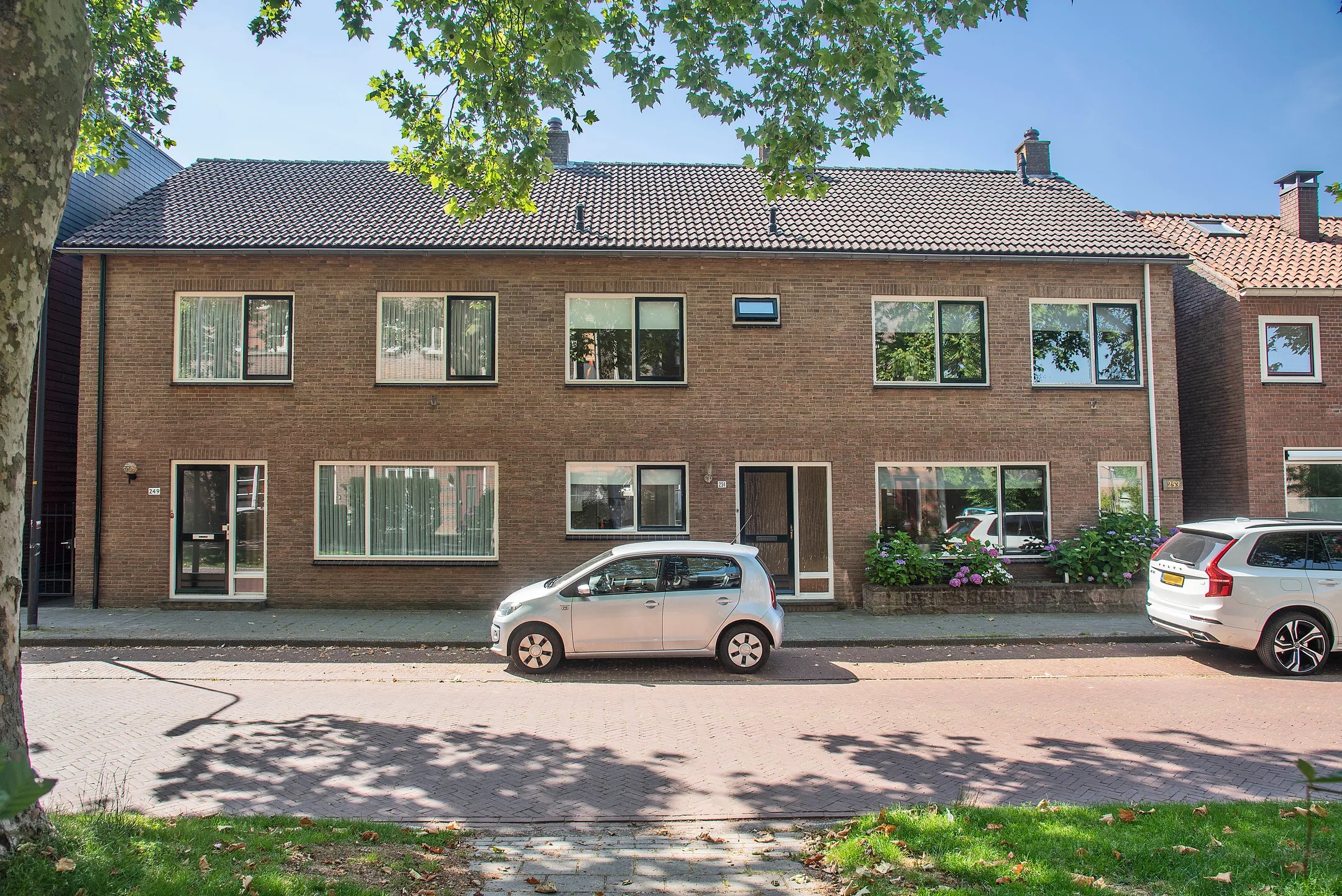 Tussenwoning Blekerstraat 251 in Enschede