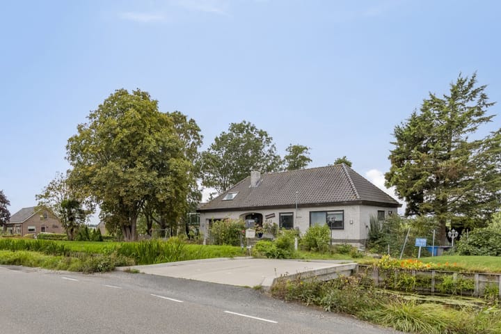 Villa, vrijstaande woning Oude Leedeweg 16 a in Pijnacker