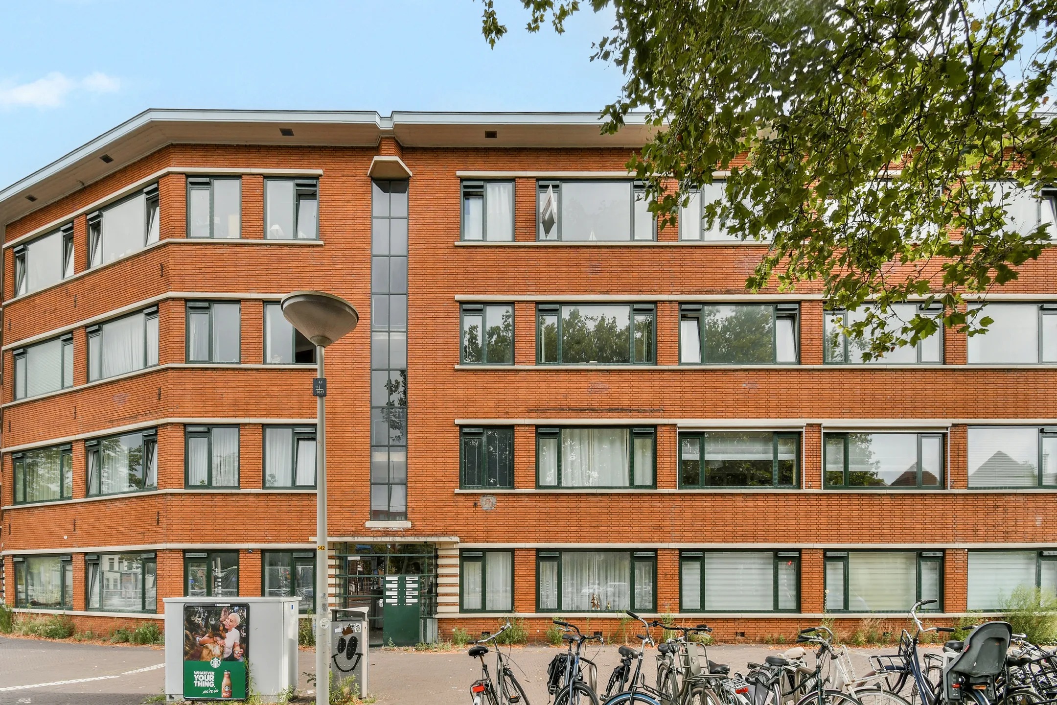 Portiekflat Lijnbaan 180 Den Haag