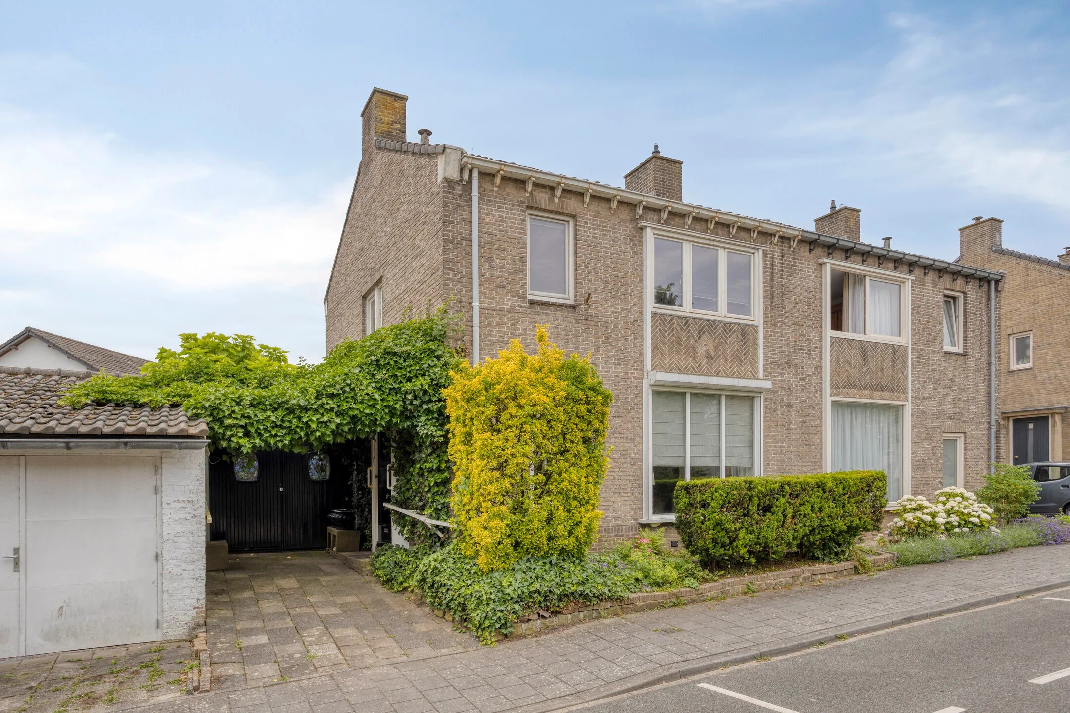 2-onder-1-kapwoning Trocaderostraat 1 Maastricht