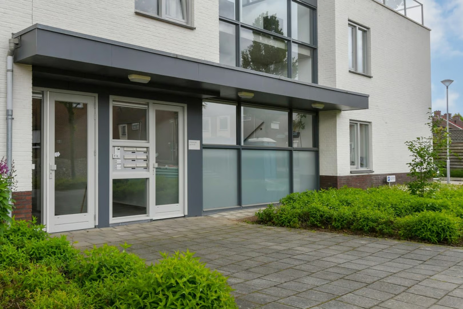 Portiekflat Mariastraat 2 B in Kessel