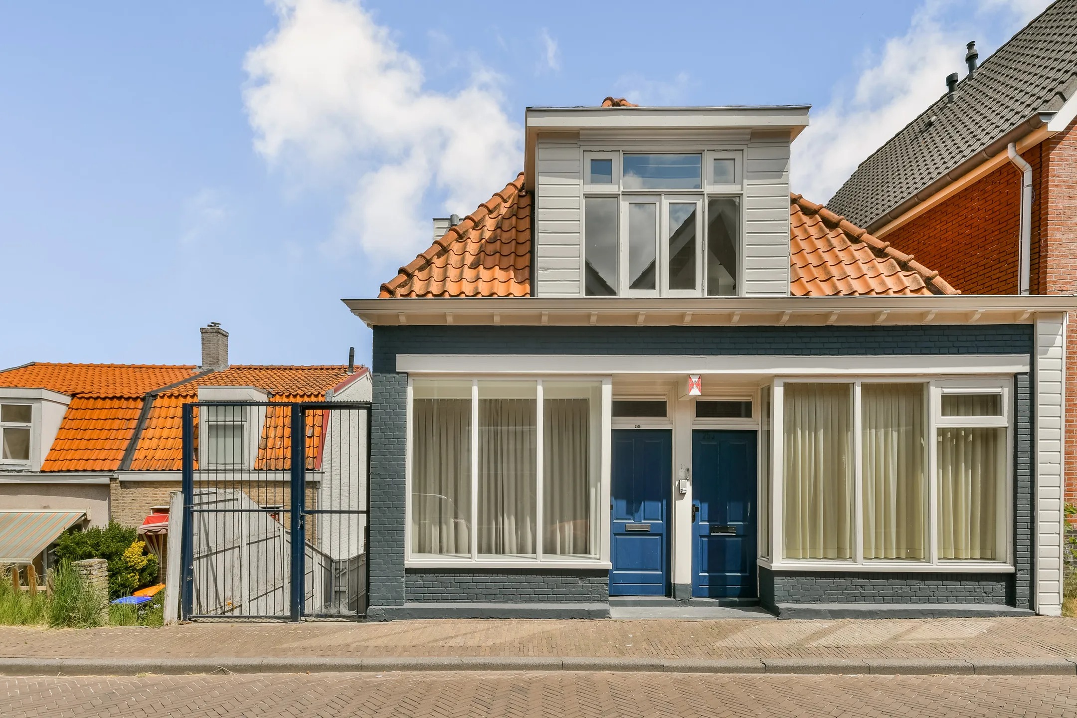 Benedenwoning Zuiddijk 253 A in Zaandam