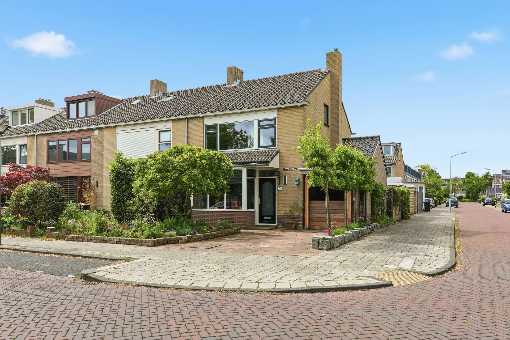 Hoekwoning Lessestraat 49 Heemskerk