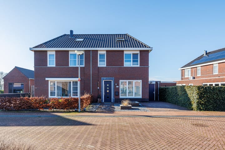 2-onder-1-kapwoning Sterappel 18 in Alphen