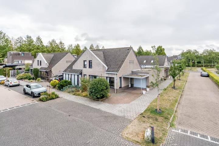 2-onder-1-kapwoning Steenspil 10 in Weert