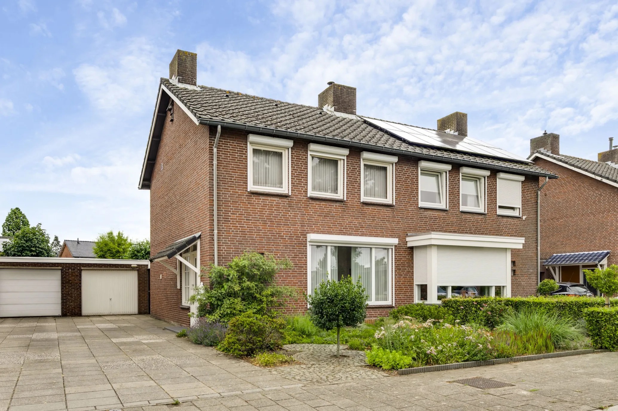 2-onder-1-kapwoning Acaciastraat 21 in Nederweert