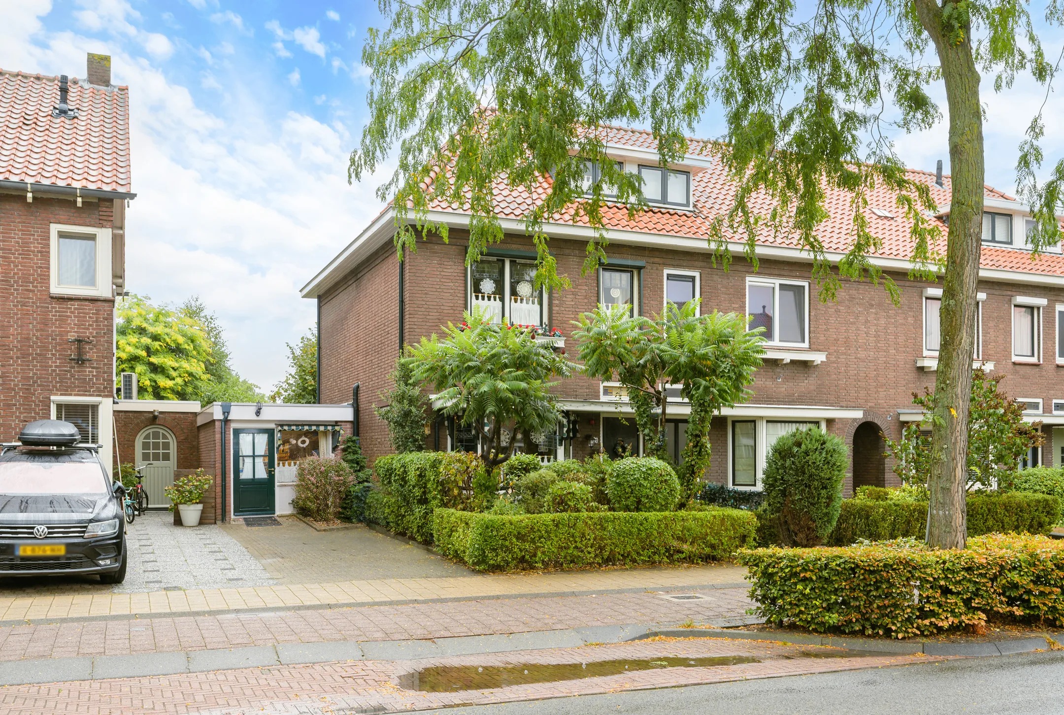Hoekwoning Wilhelminalaan 14 in Oosterhout