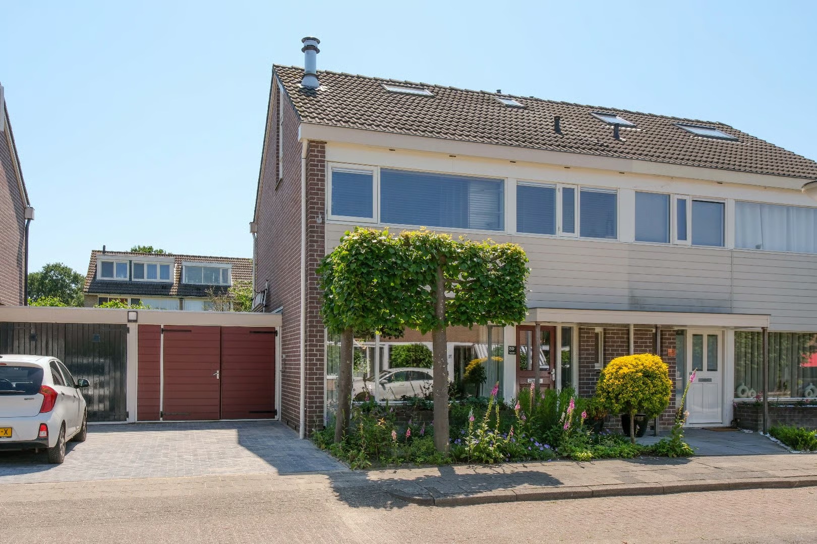 2-onder-1-kapwoning Borg Ewsum 39 in Almelo