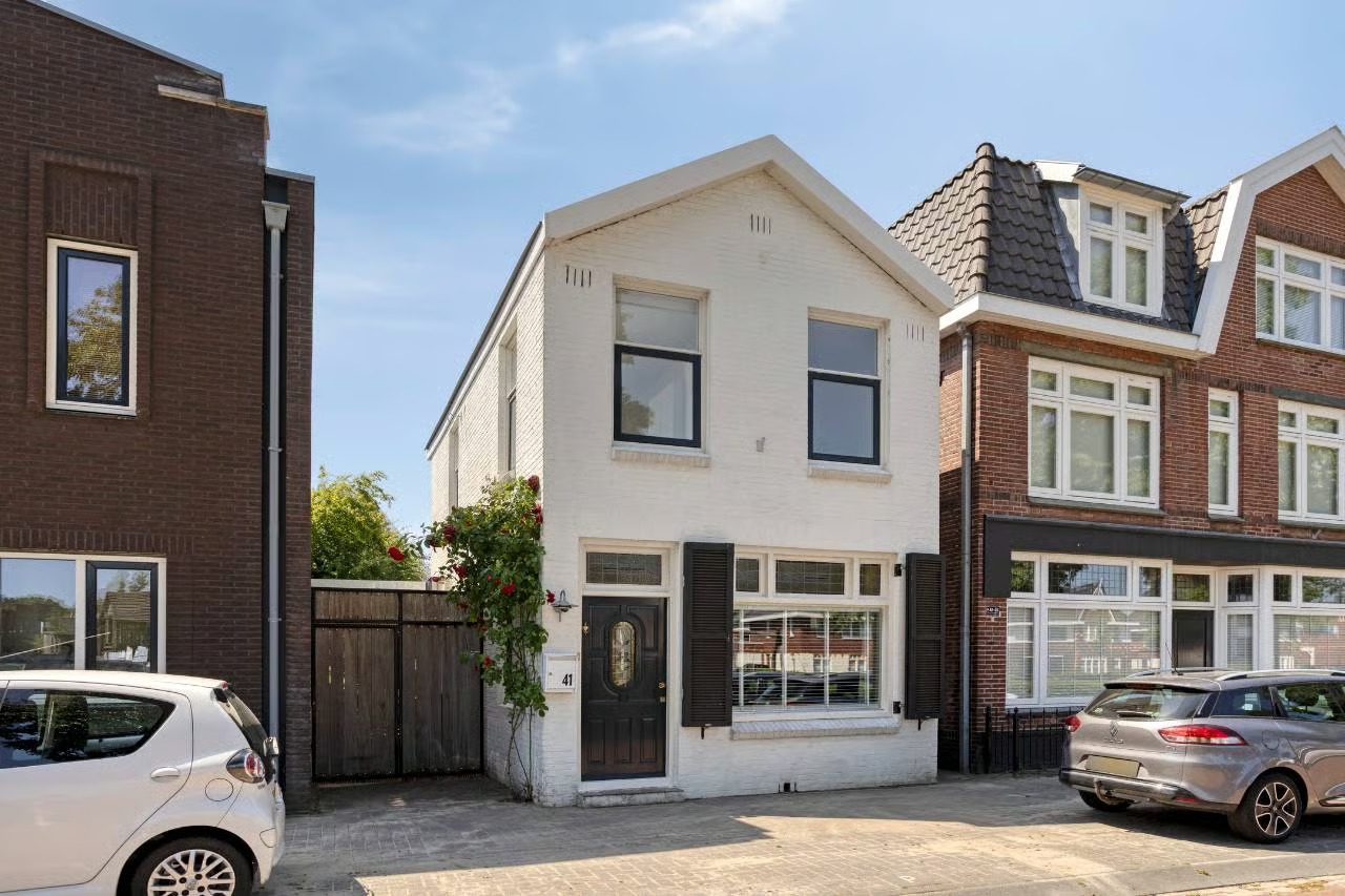 Hoekwoning Rozenstraat 41 in Enschede