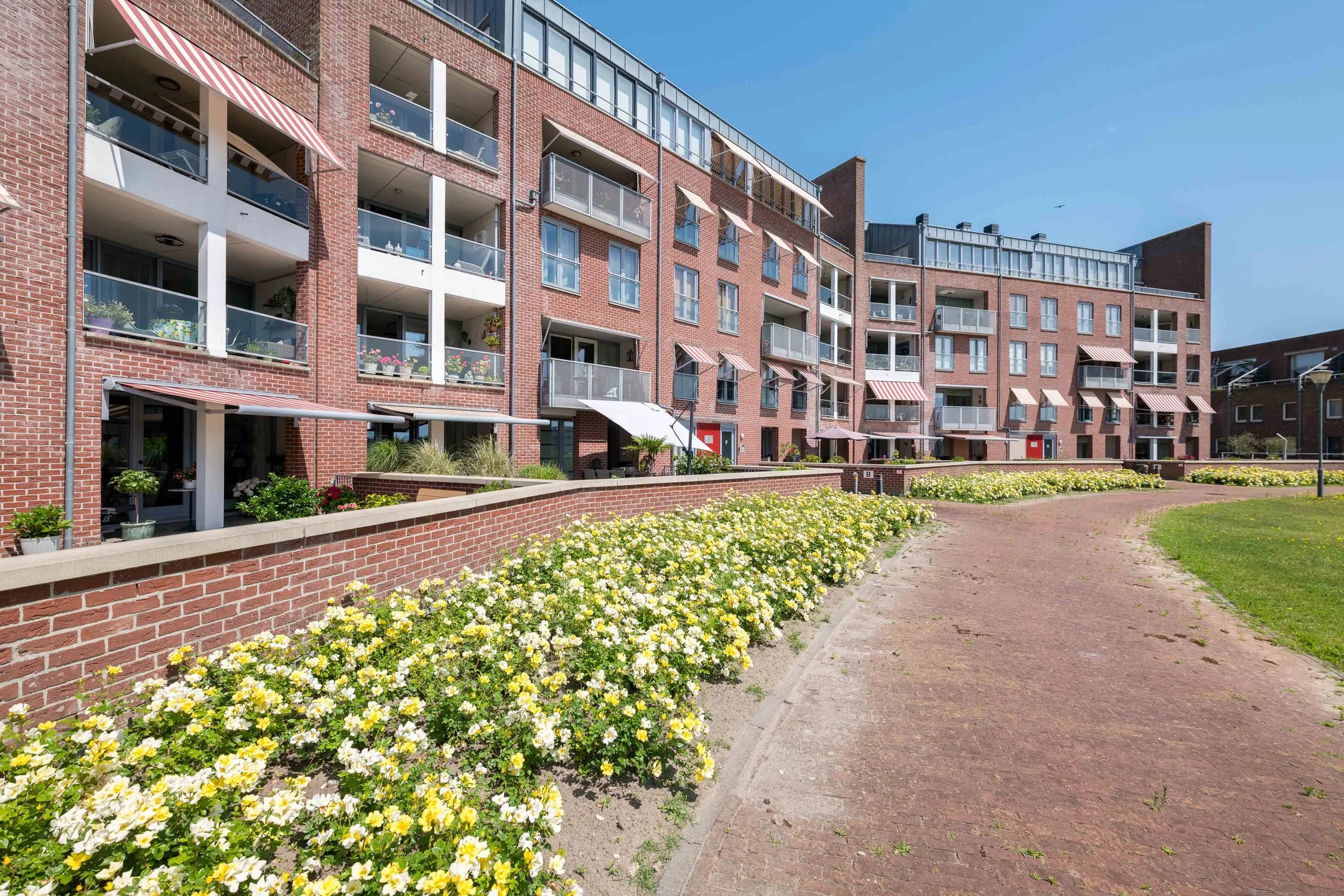 Portiekflat Willem- en Maryplein 115 in Hellevoetsluis