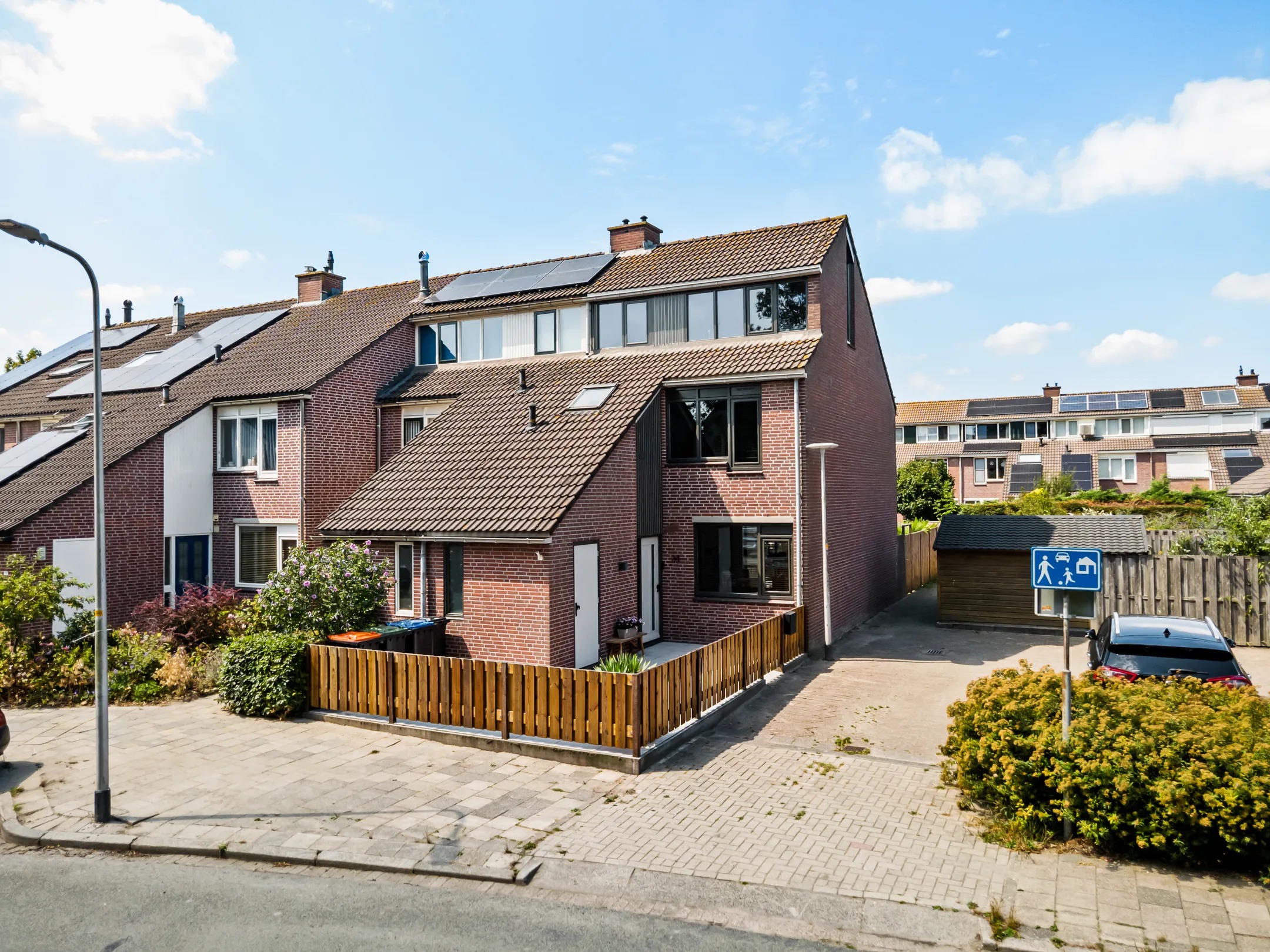 Hoekwoning Hoogerheijdestraat 34 in Ter Aar