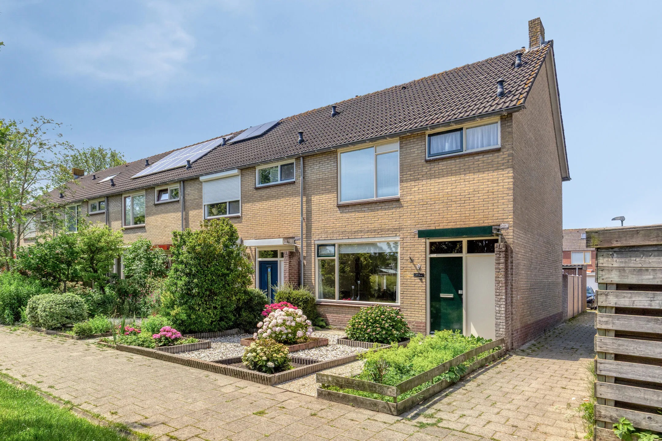 Hoekwoning Cort van der Lindenstraat 9 in Goes