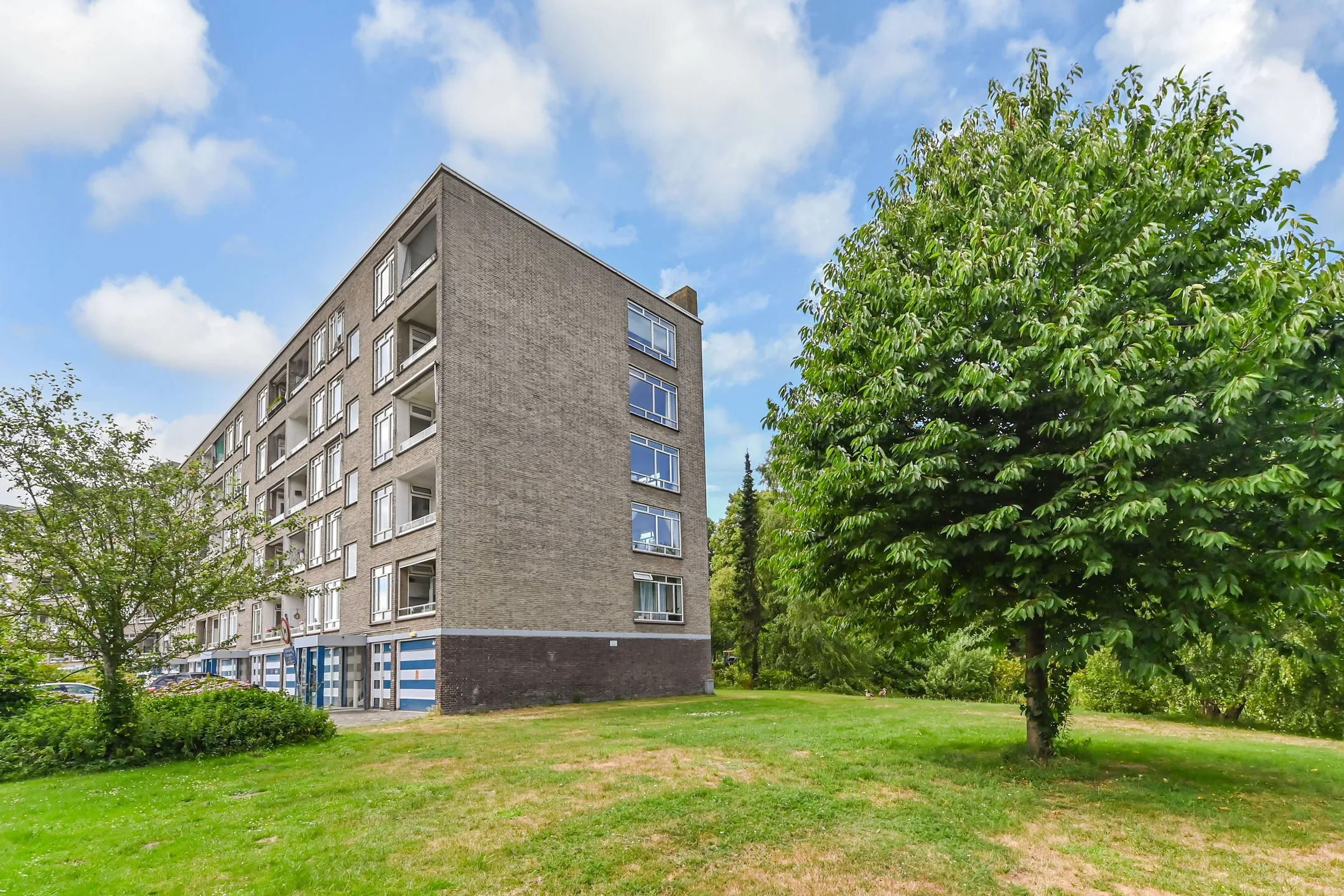 Portiekflat Barnsteenhorst 440 in Den Haag