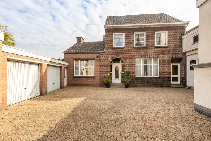 Eengezinswoning, vrijstaande woning Dorpstraat 51 in Buchten