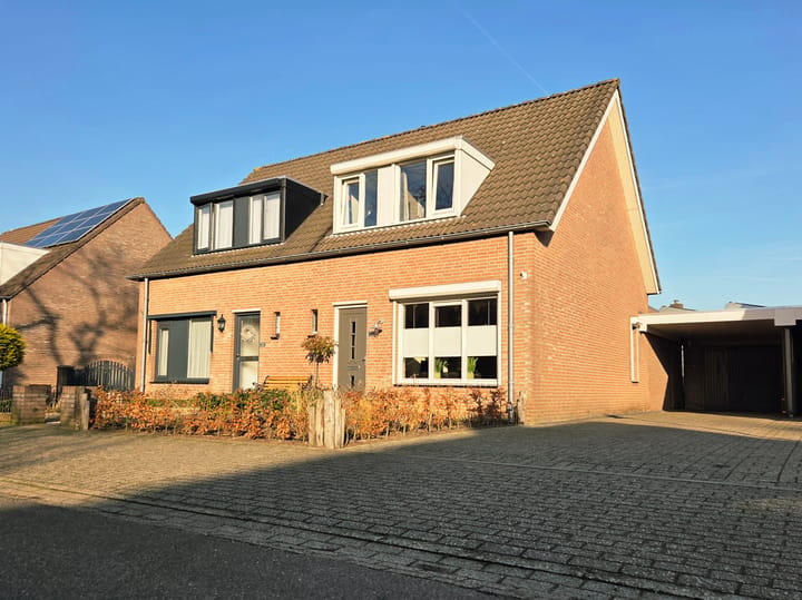 2-onder-1-kapwoning Veldweg 28 in Escharen