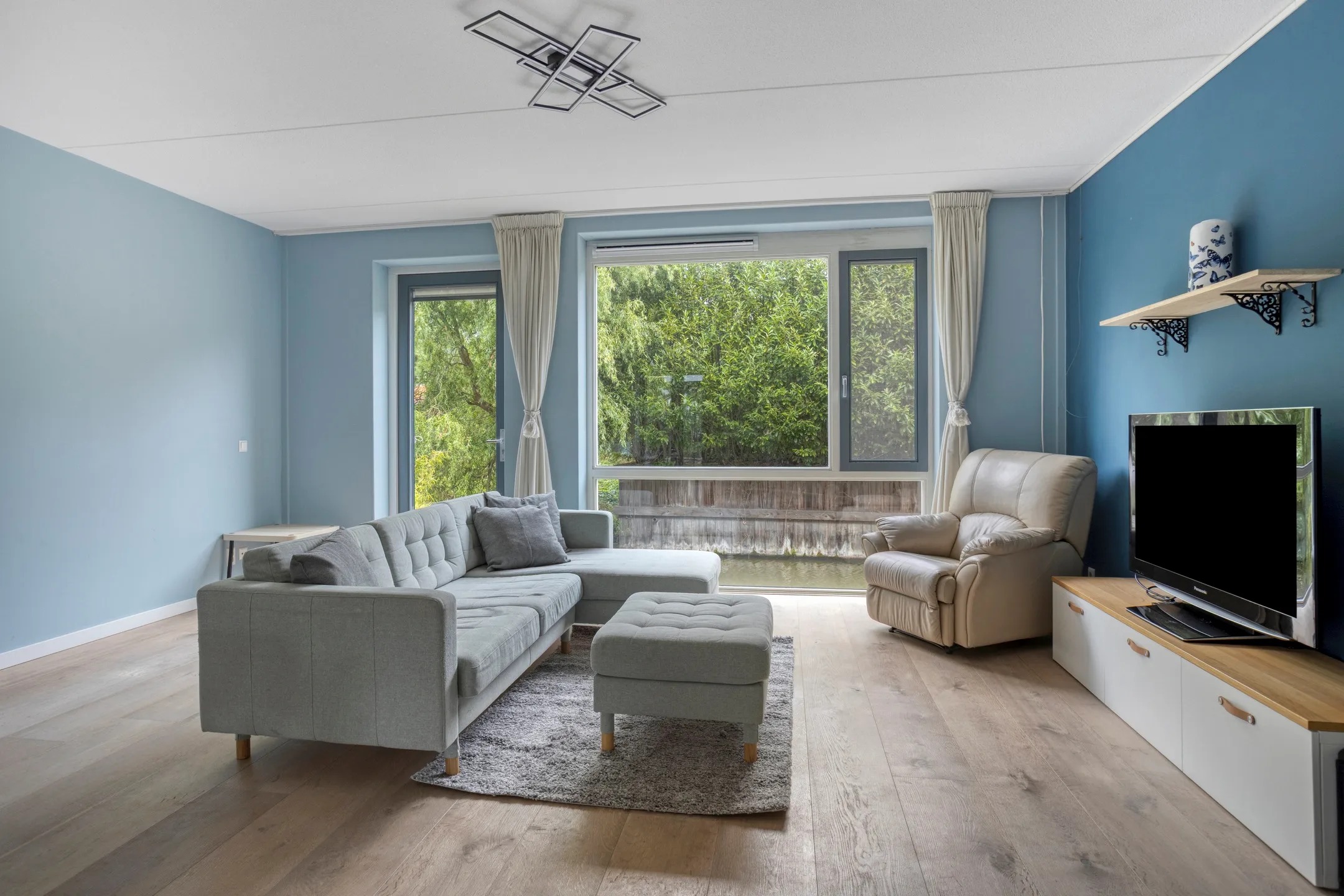 Tussenwoning Van der Endetuinen 8 Delft
