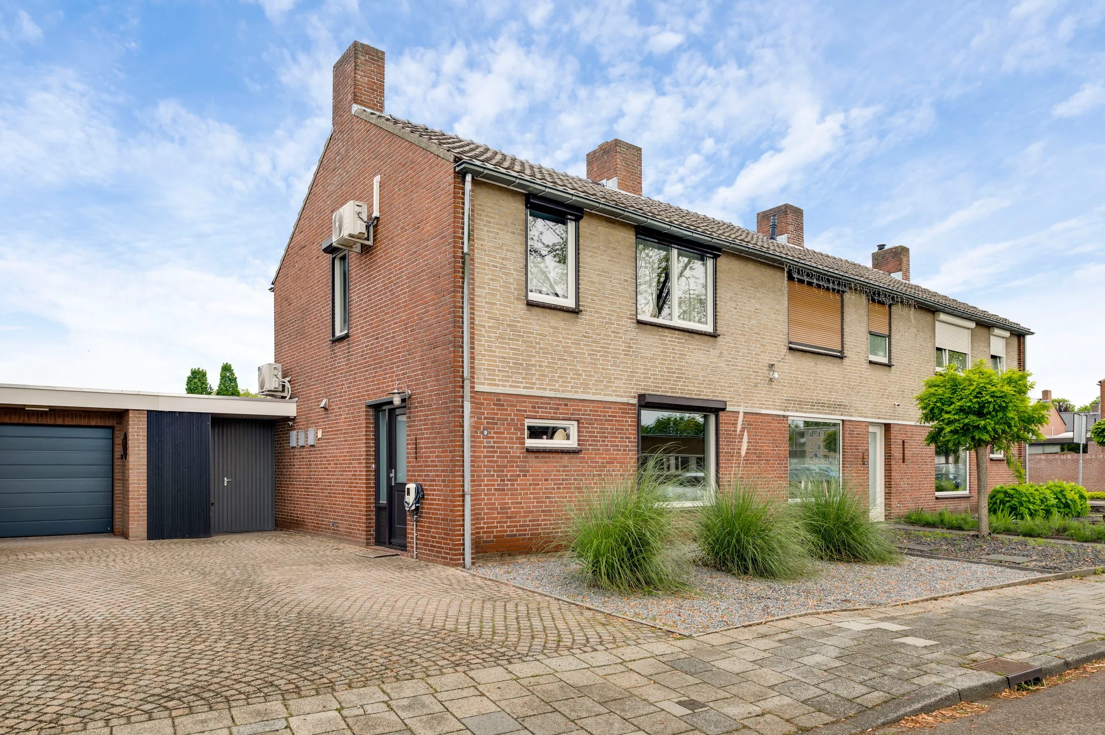 2-onder-1-kapwoning Nedermaaslaan 9 in Weert