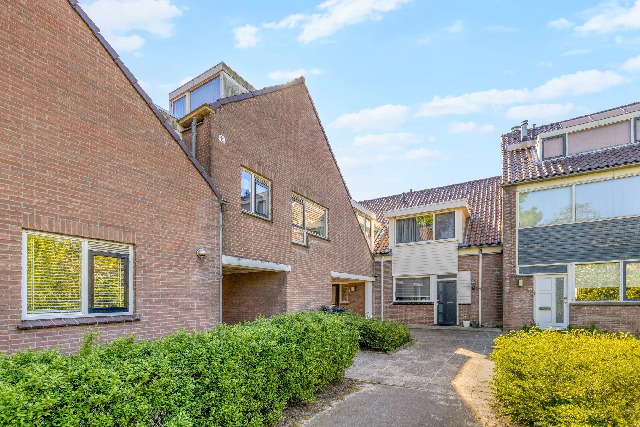 Tussenwoning Lijsterbes 16 in Naaldwijk
