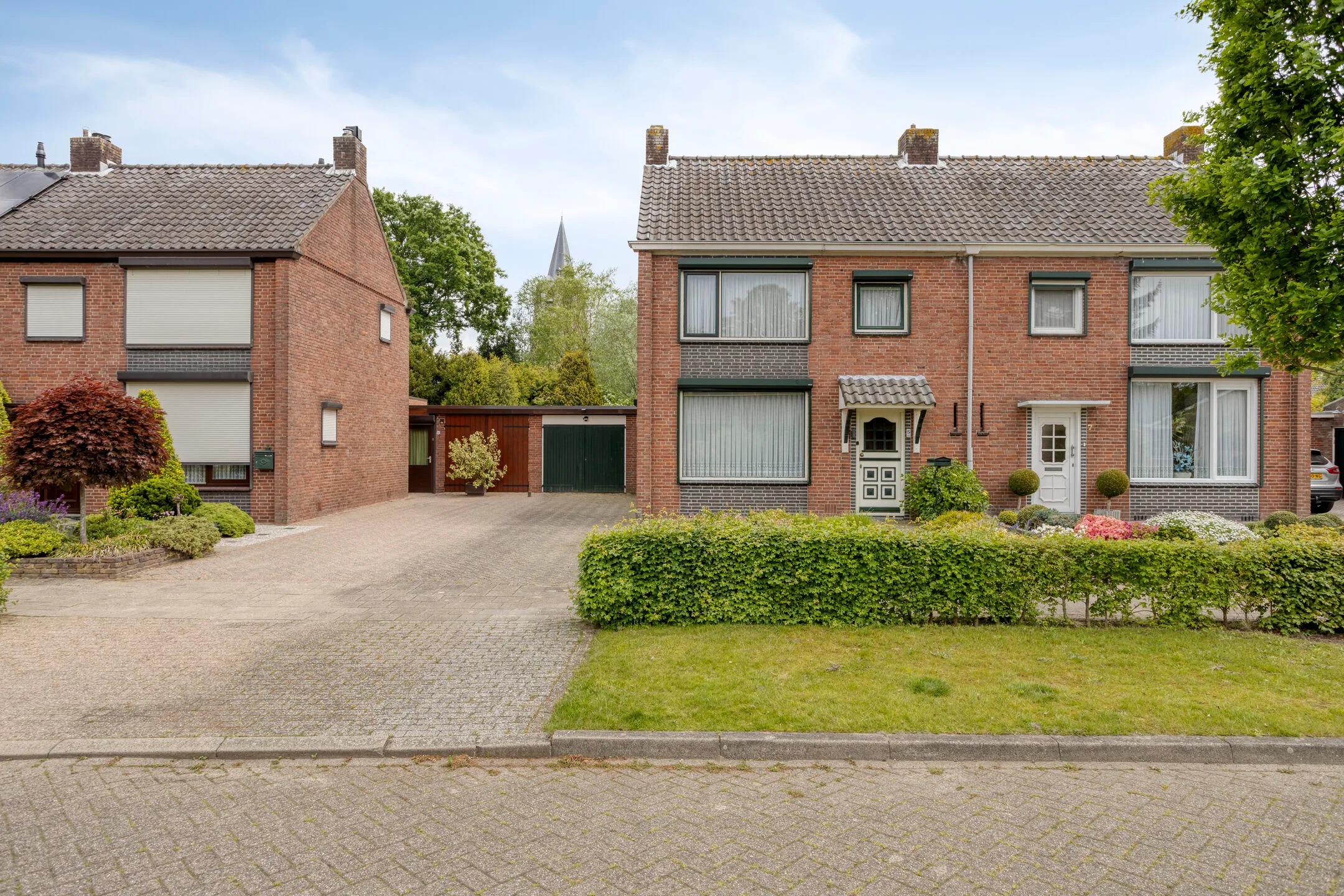 2-onder-1-kapwoning Bernardlaan 5 in Wouw