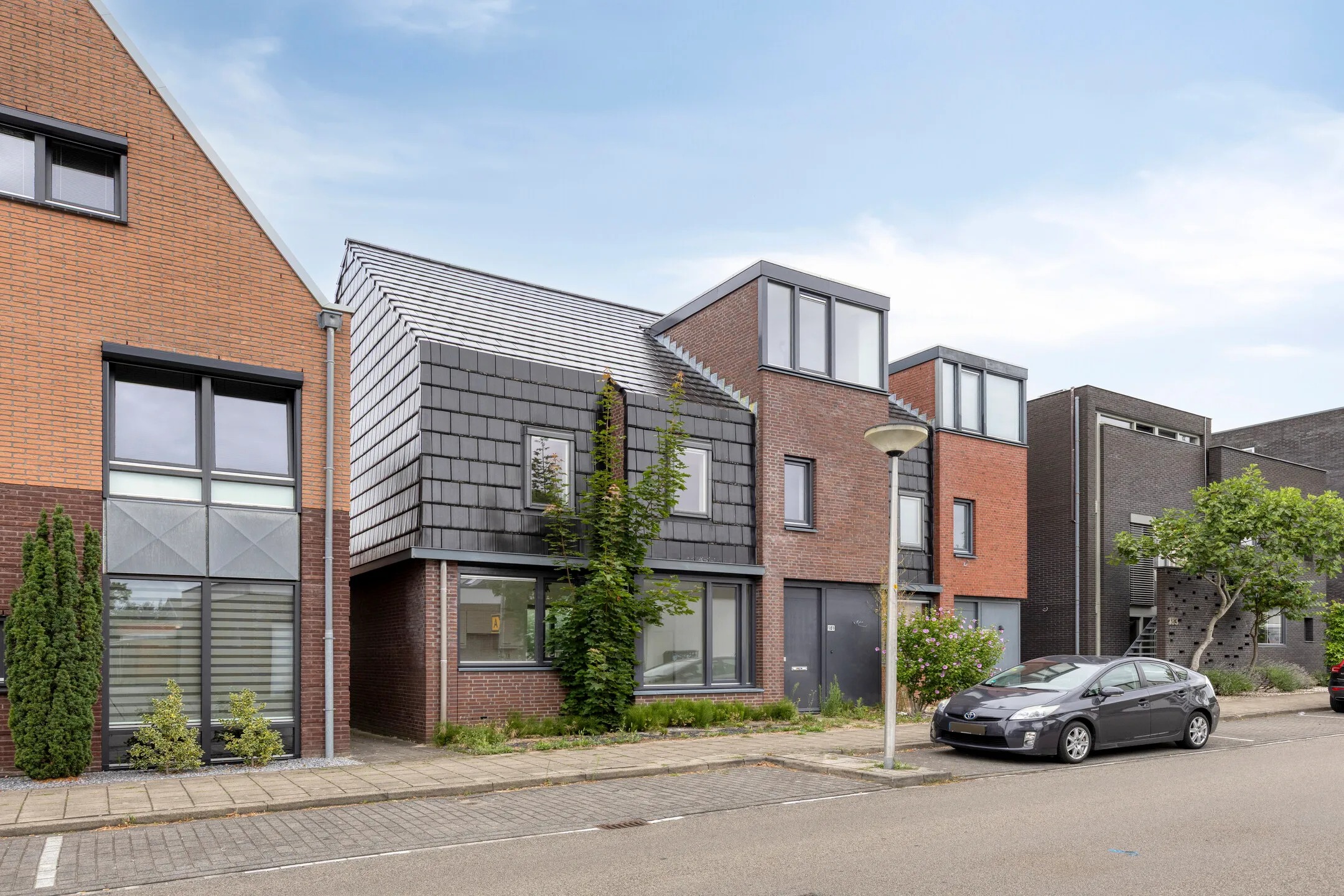 2-onder-1-kapwoning Roomweg 181 in Enschede