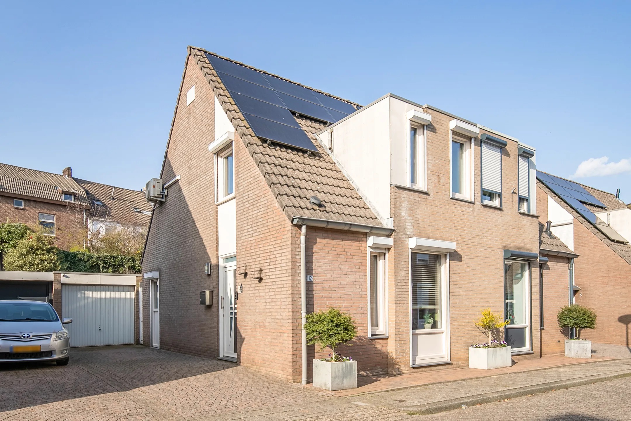 Halfvrijstaande woning Coumansstraat 12 in Kerkrade