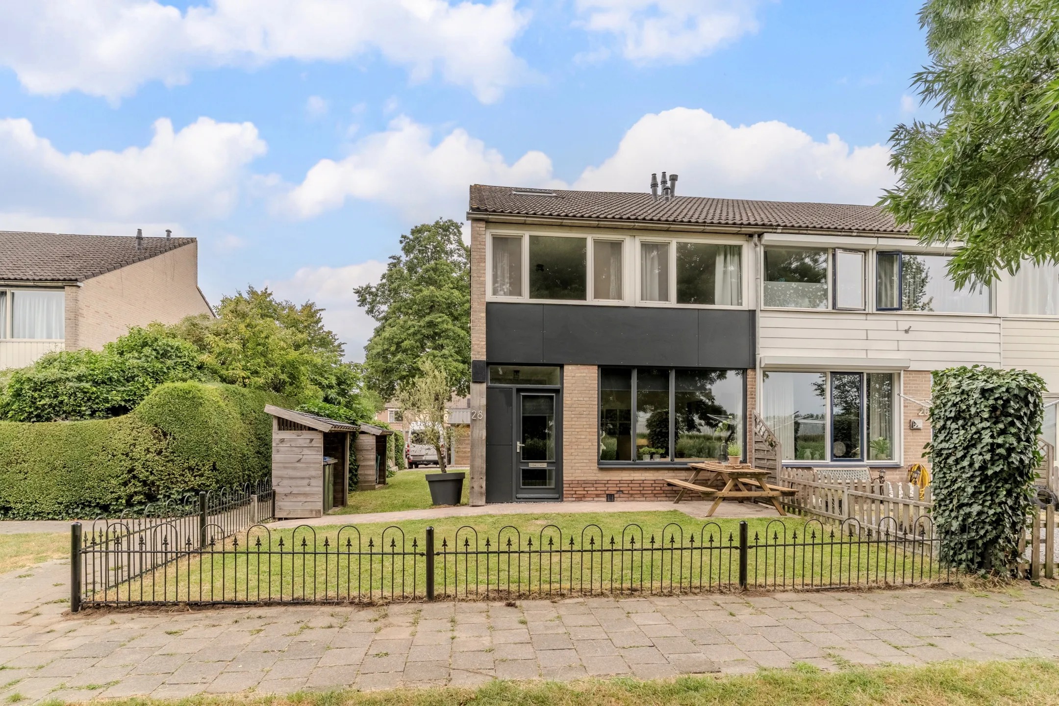 Hoekwoning Korenschoof 28 in Giessen